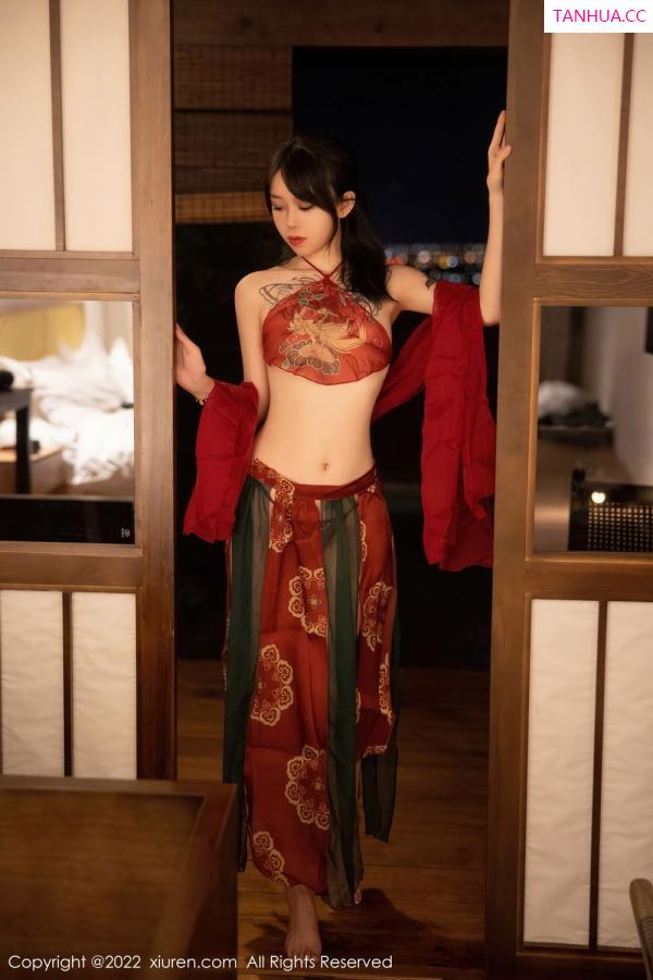 小奶瓶呜呜  [XiuRen]高清写真图 2022.08.25 No.5527 奶瓶第42张图片